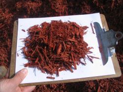 red color mulch